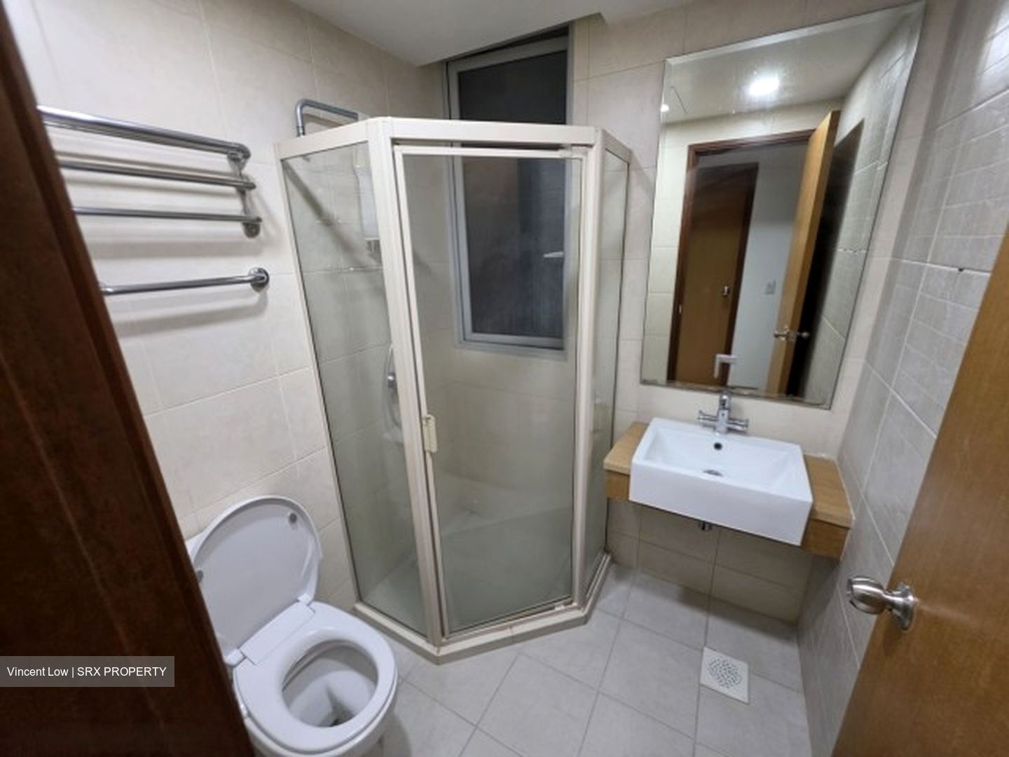 Astor (D14), Apartment #596444271